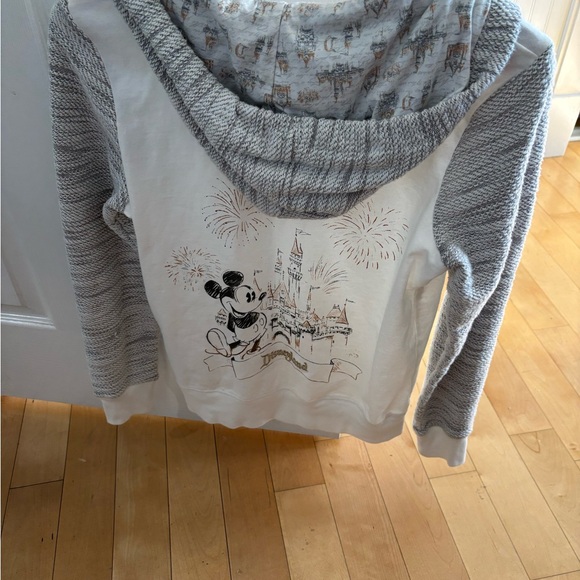 White Women's Jacket with Gold Castle Embroidery - Picture 5 of 5